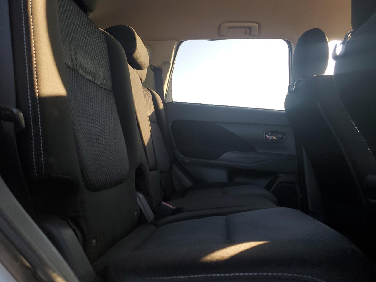 2017 Mitsubishi Outlander VIN JA4AD2A37HZ029199 Copart auction photo, front end / minor dent/scratches damage thumbnail 11