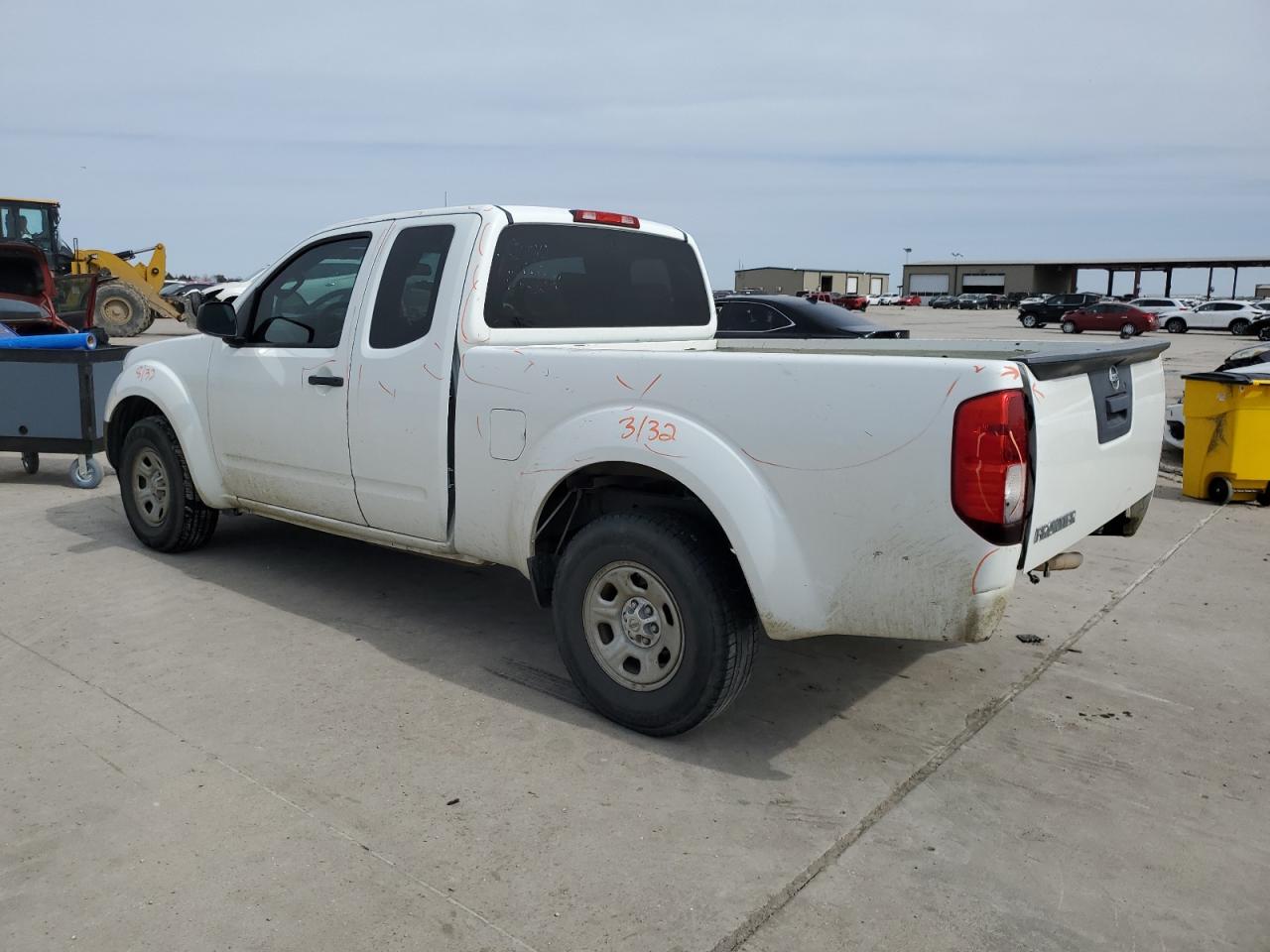 2015 Nissan Navara (Frontier) VIN 1N6BD0CT1FN744380 Copart auction photo, rear end damage thumbnail 2