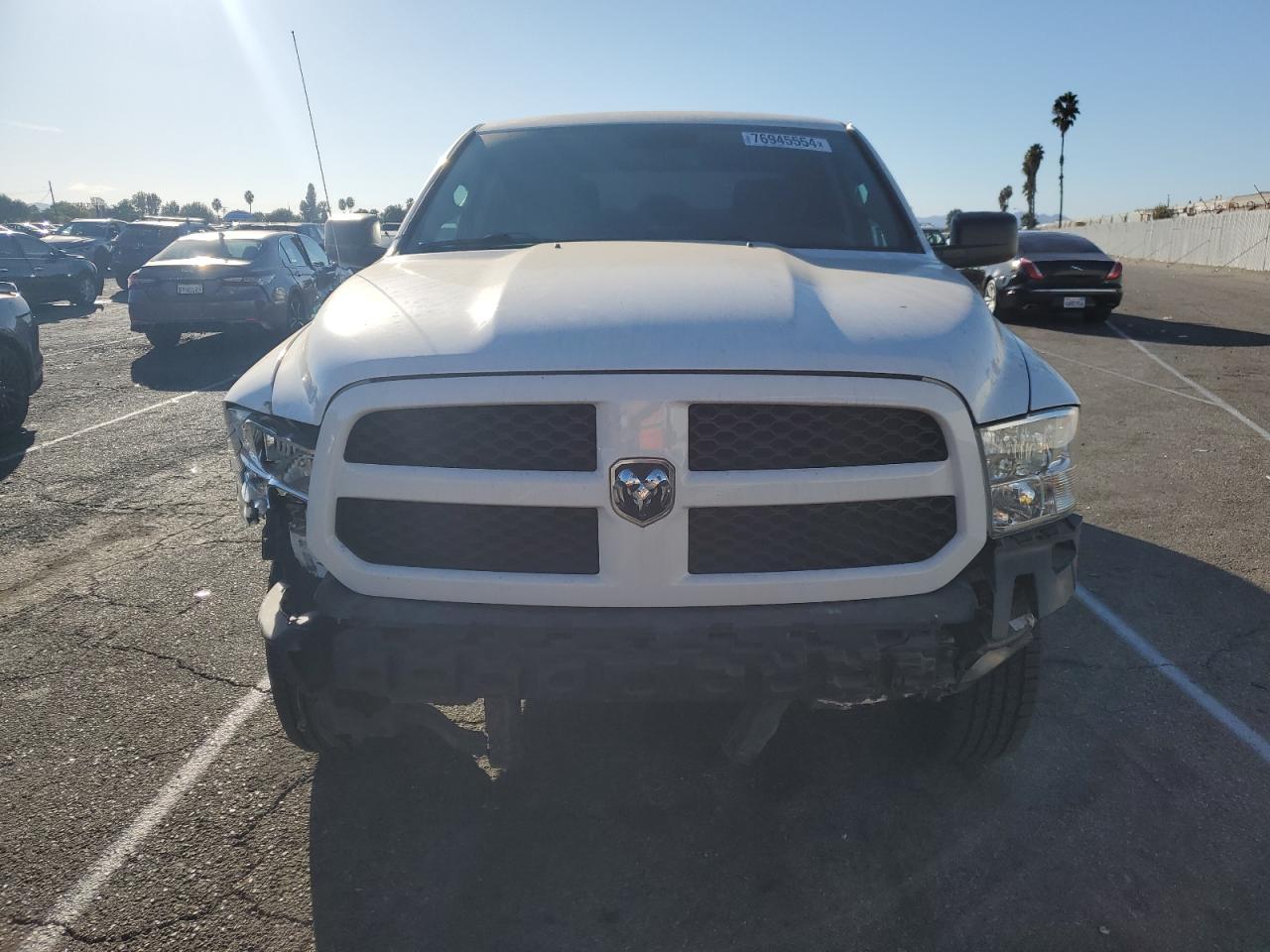 2018 RAM 1500 VIN 1C6RR6KG6JS141596 Copart auction photo, front end / minor dent/scratches damage thumbnail 5