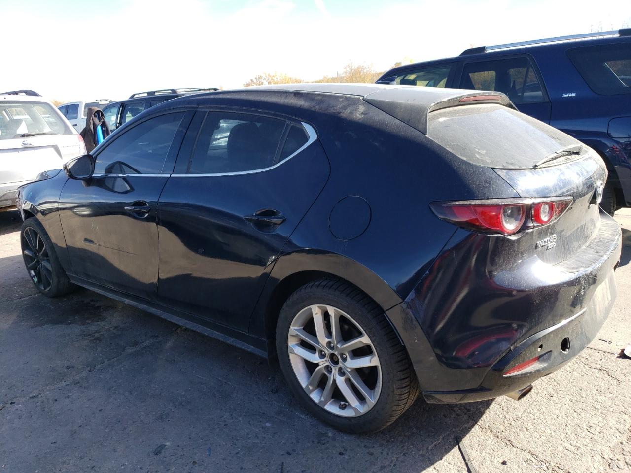2020 Mazda 3 VIN JM1BPBNM6L1154285 Copart auction photo, front end / undercarriage damage thumbnail 2