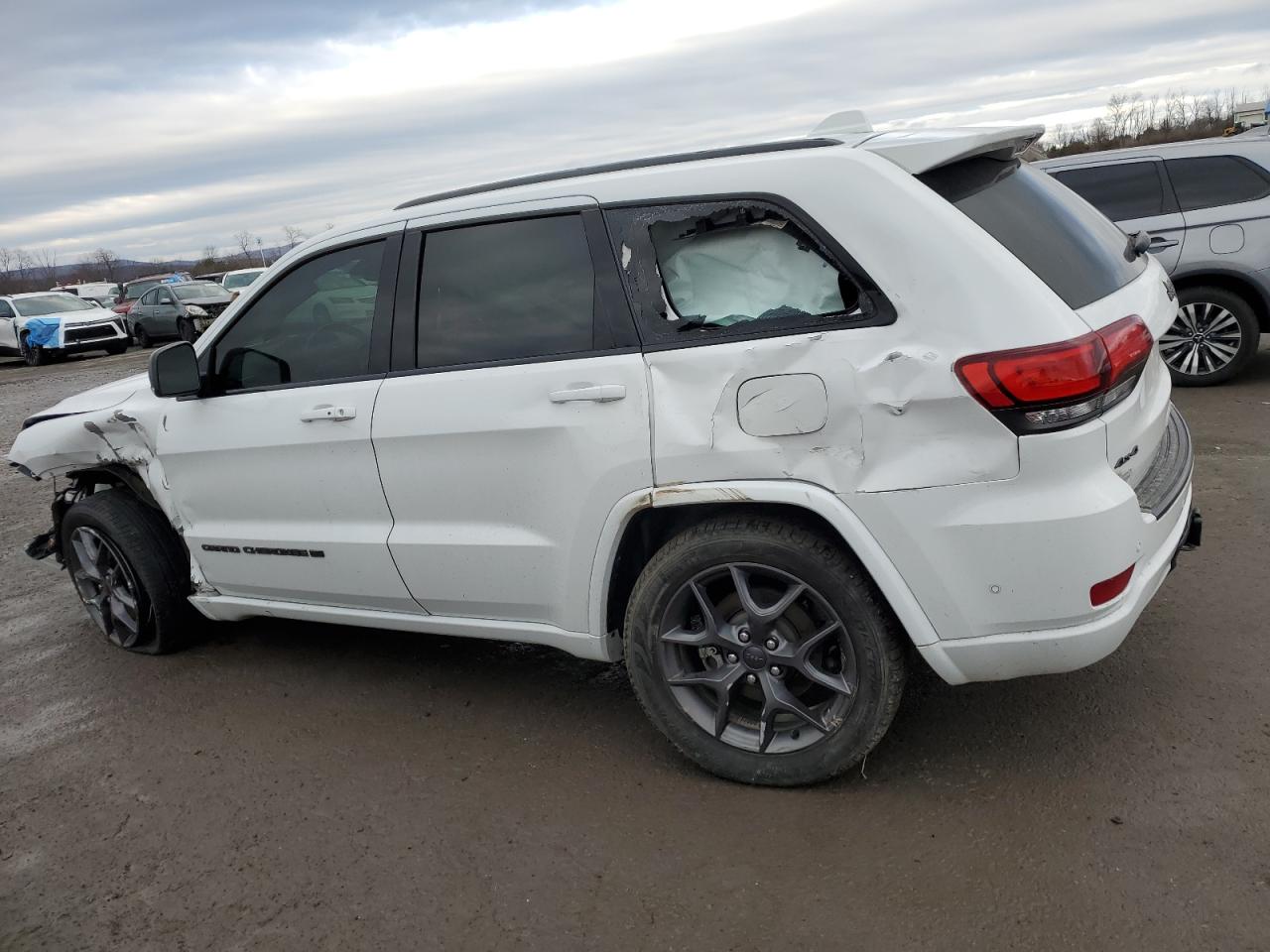 2021 Jeep Grand Cherokee VIN 1C4RJFBG7MC560054 Copart auction photo, side / front end damage thumbnail 2