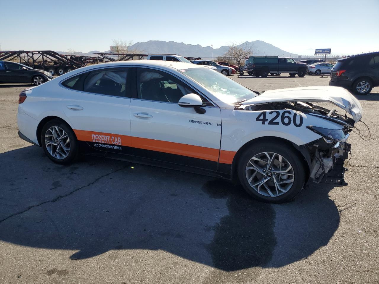 2022 Hyundai Sonata VIN KMHL64JA5NA236165 Copart auction photo, front end damage thumbnail 4