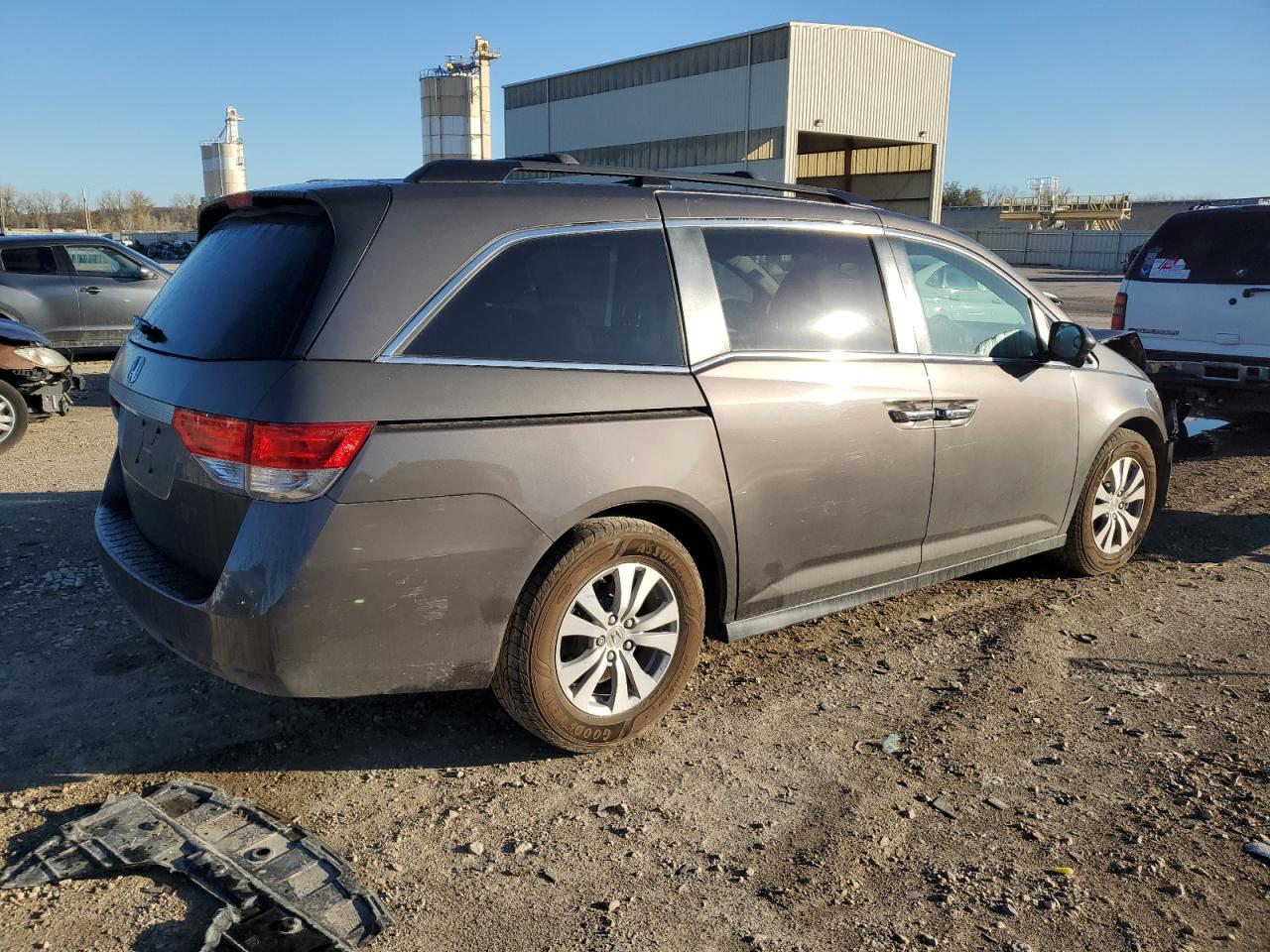 2015 Honda Odyssey VIN 5FNRL5H40FB098590 Copart auction photo, front end damage thumbnail 3