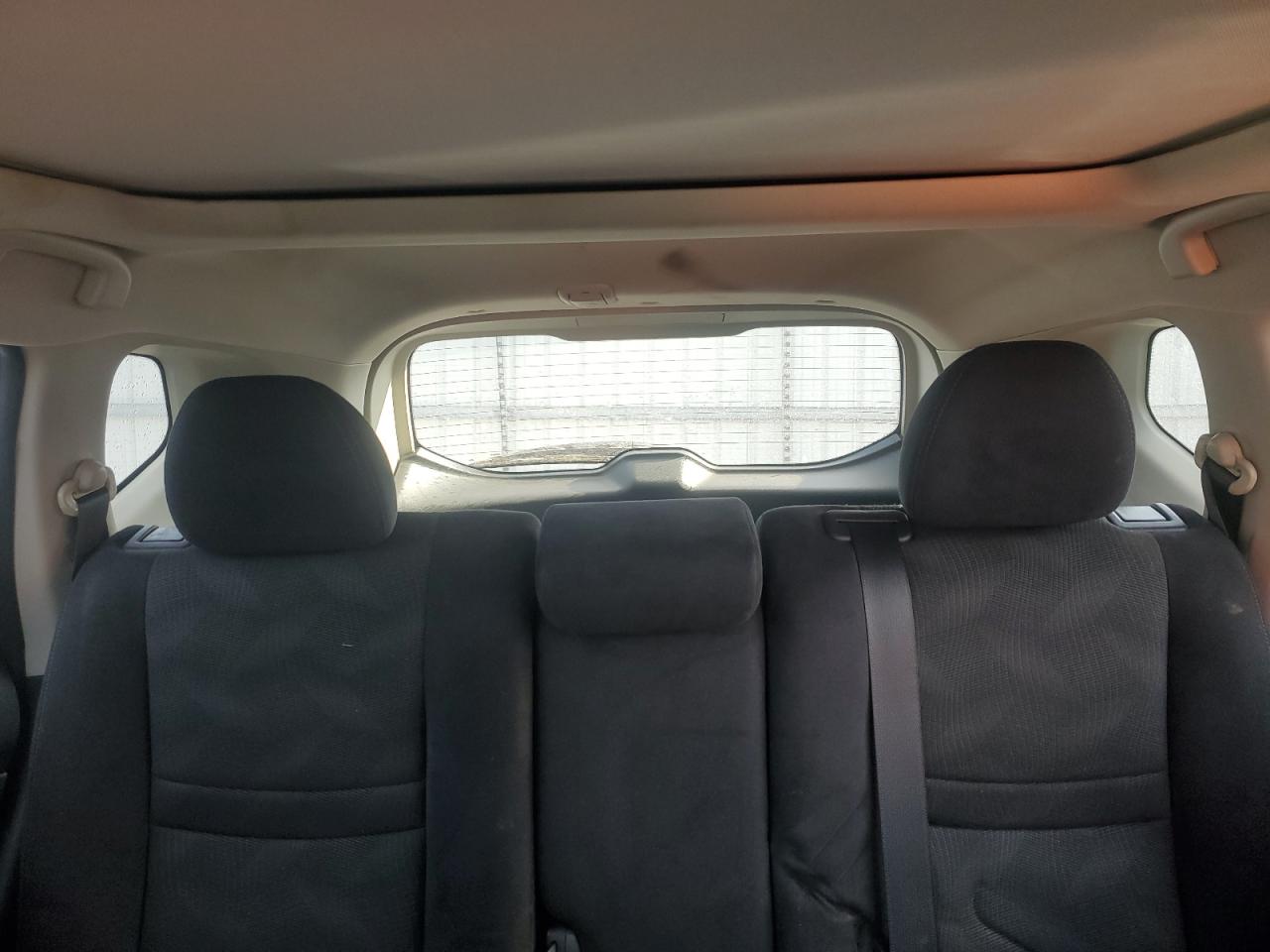2016 Nissan Rogue VIN 5N1AT2MV2GC913246 Copart auction photo, rear end / minor dent/scratches damage thumbnail 10