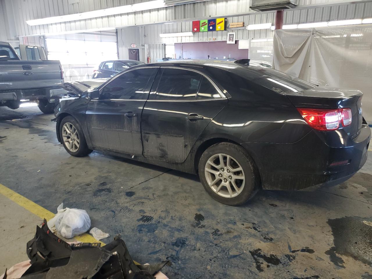 2015 Chevrolet Malibu VIN 1G11C5SLXFF301793 Copart auction photo, front end / side damage thumbnail 2