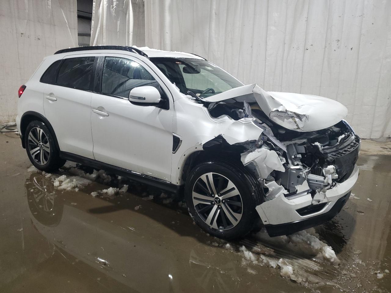 2021 Mitsubishi Outlander VIN JA4ARVAW8MU002856 Copart auction photo, front end damage thumbnail 4