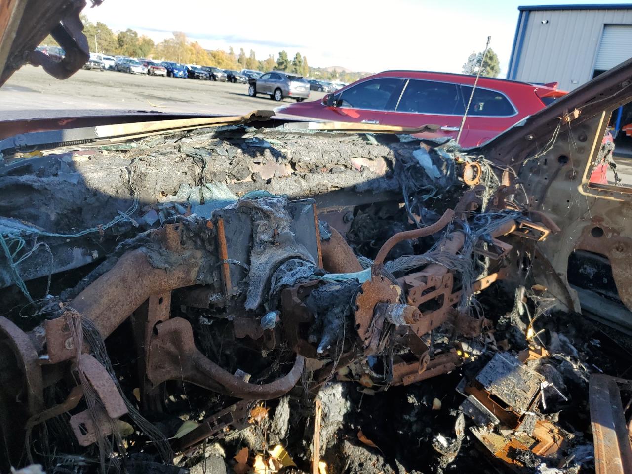 2016 GMC Sierra VIN 3GTU2PEJXGG100196 Copart auction photo, vandalism damage thumbnail 9