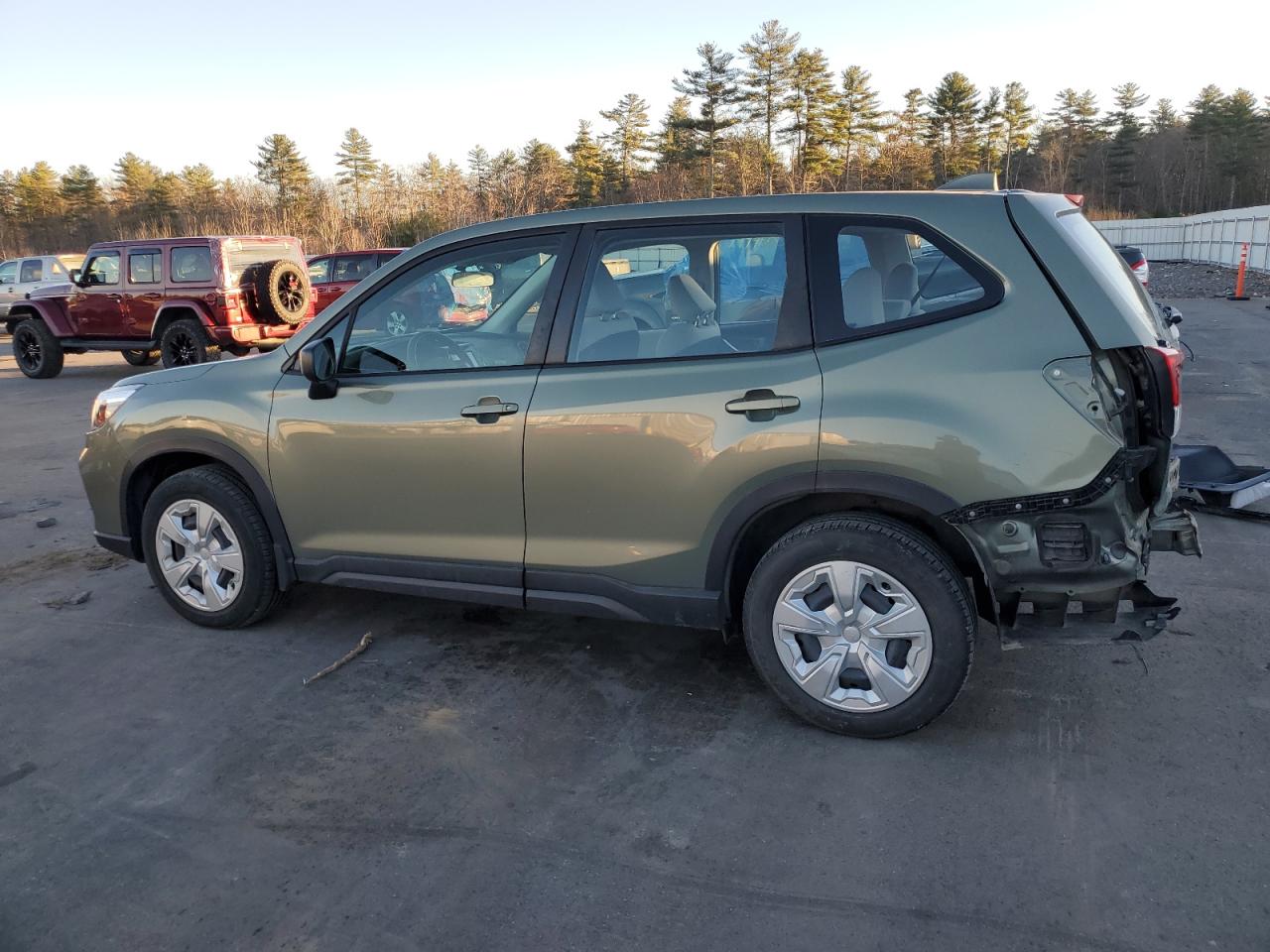 2021 Subaru Forester VIN JF2SKAAC0MH533136 Copart auction photo, rear end damage thumbnail 2