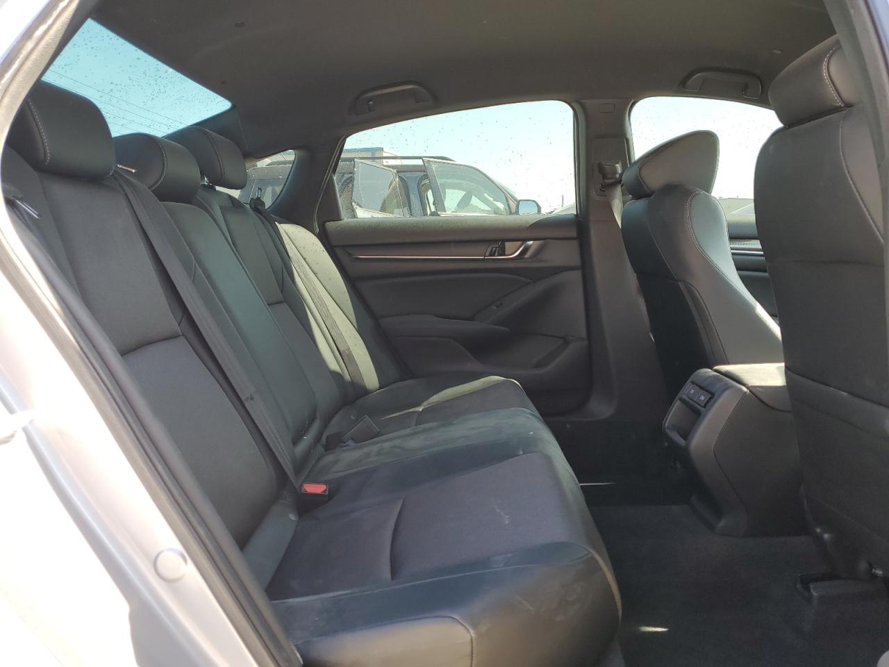 2022 Honda Accord VIN 1HGCV1F38NA019632 Copart auction photo, front end / minor dent/scratches damage thumbnail 10