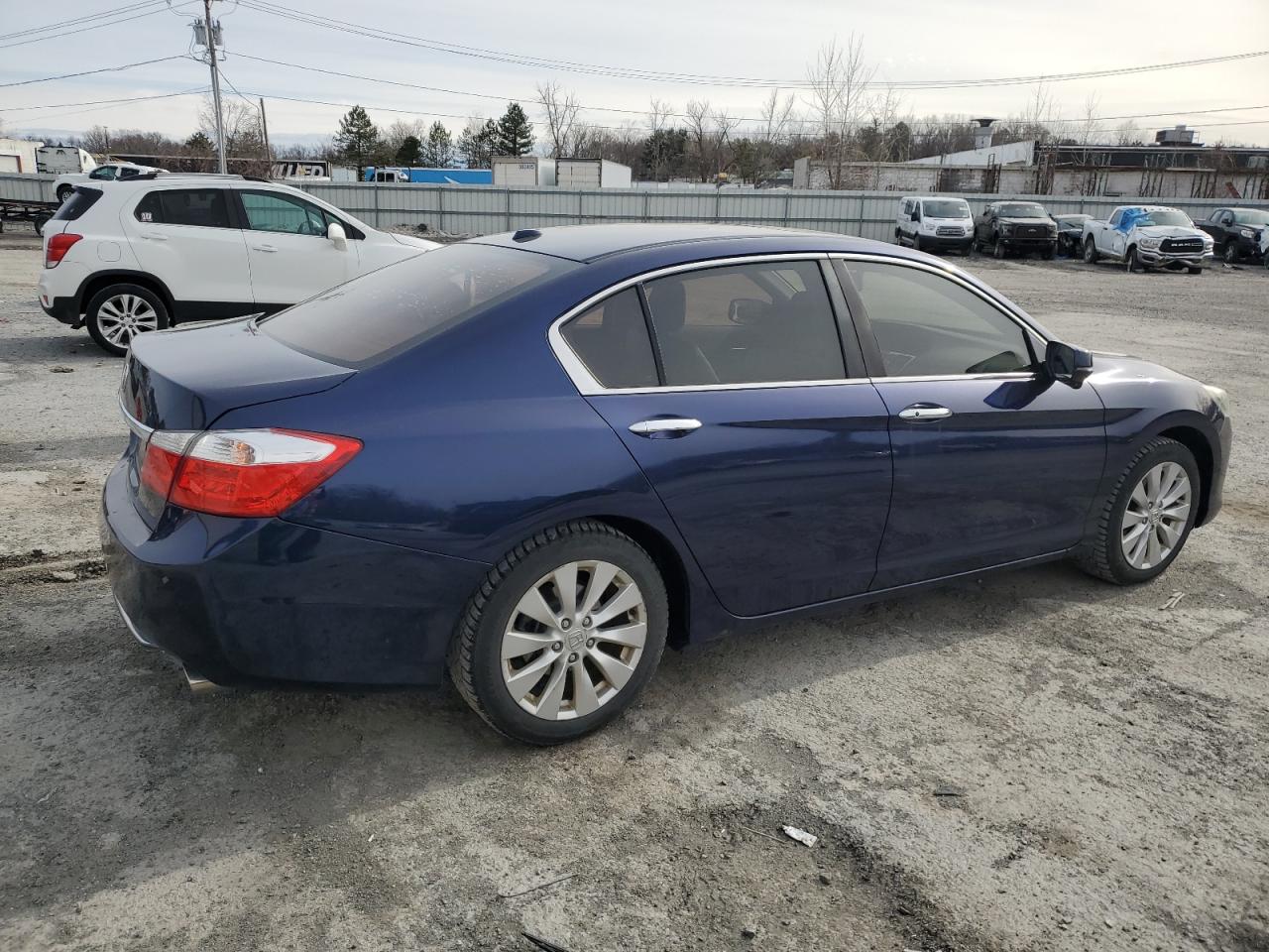 2013 Honda Accord VIN 1HGCR2F84DA156426 Copart auction photo, rear end damage thumbnail 3