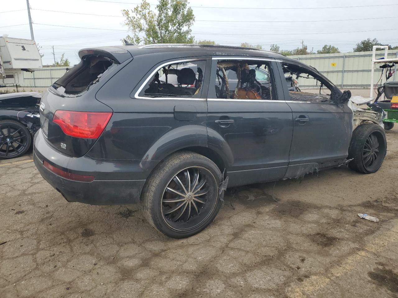 2008 Audi Q7 VIN WA1BY74L08D013912 Copart auction photo, burn / missing/altered vin damage thumbnail 3
