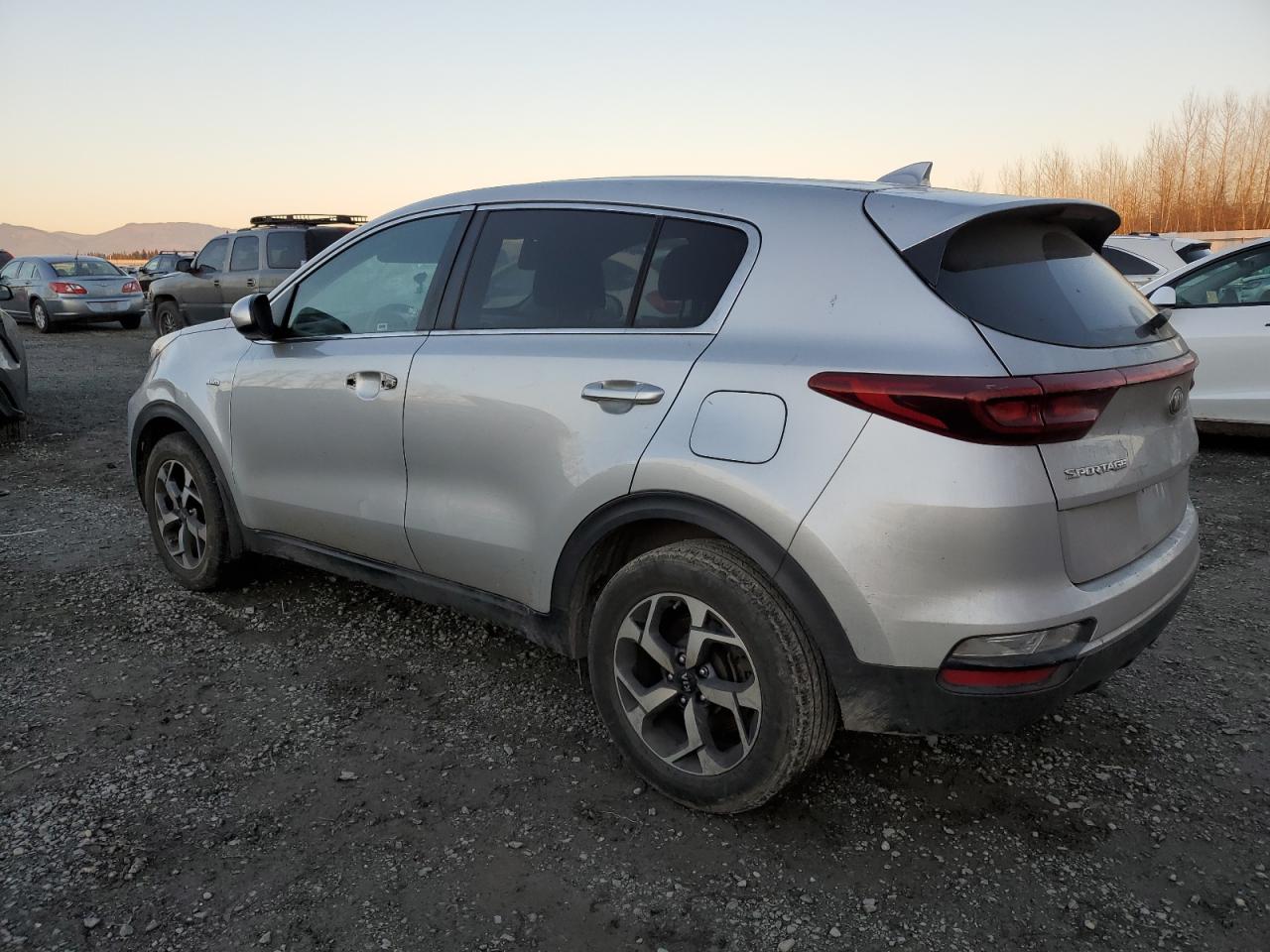 2020 KIA Sportage VIN KNDPMCAC5L7746940 Copart auction photo, vandalism damage thumbnail 2