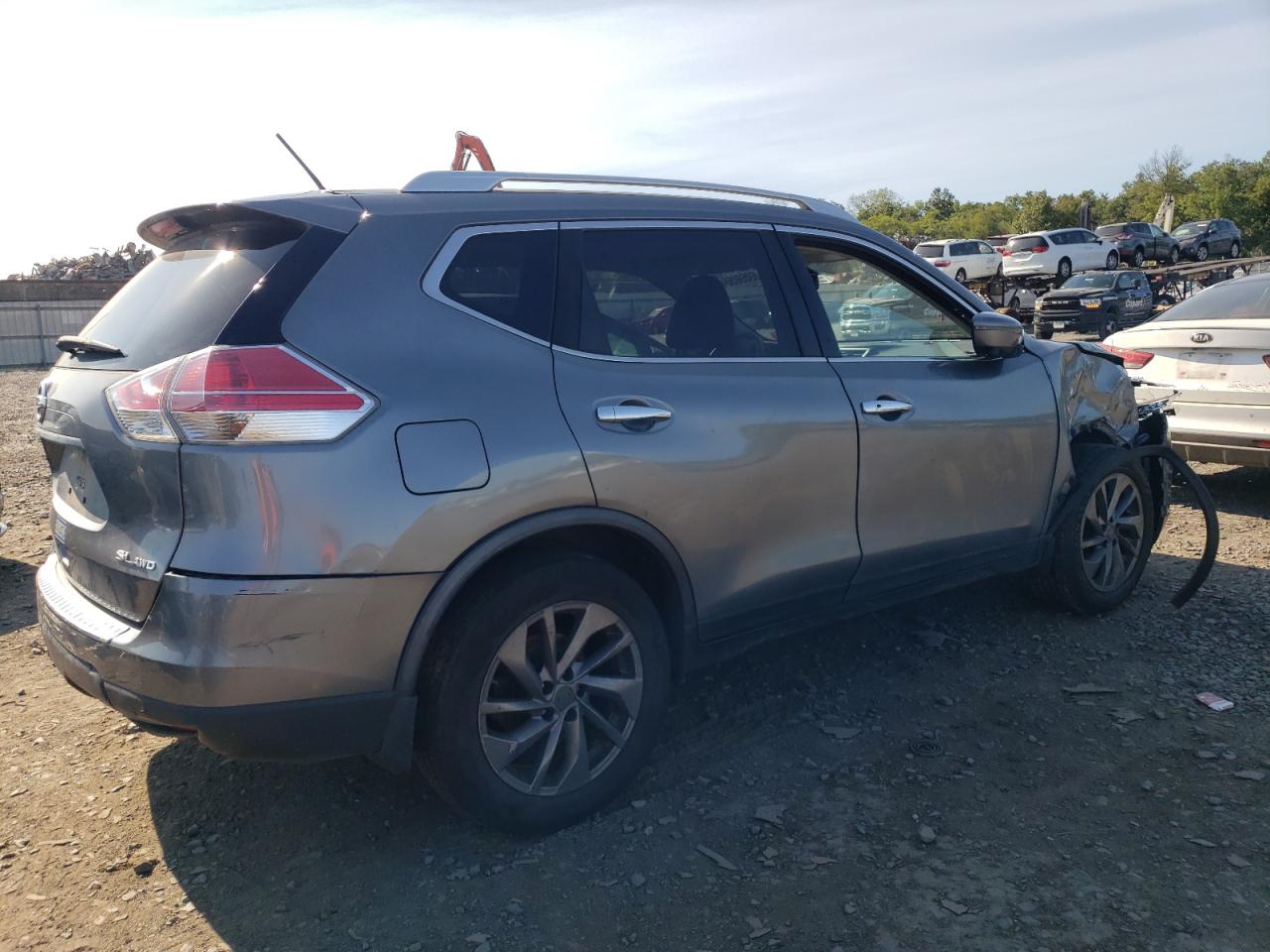 2016 Nissan Rogue VIN JN8AT2MV3GW142691 Copart auction photo, biohazard/chemical / front end damage thumbnail 3