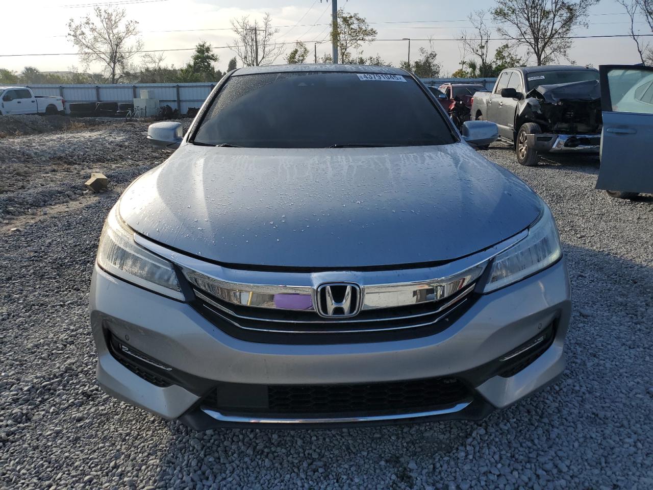 2017 Honda Accord VIN 1HGCR3F97HA016584 Copart auction photo, rear end damage thumbnail 5