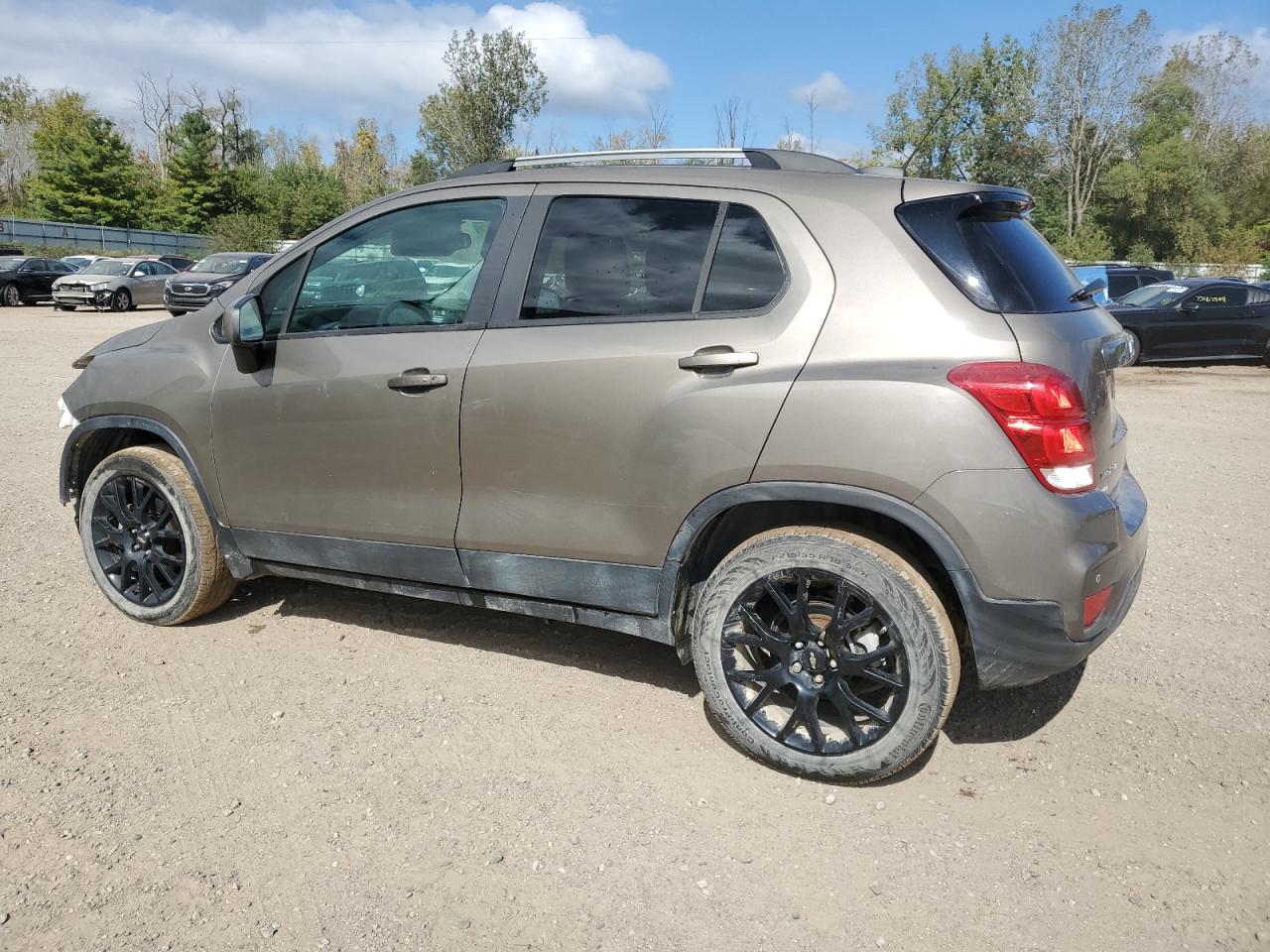 2021 Chevrolet Trax VIN KL7CJPSB1MB321070 Copart auction photo, front end / minor dent/scratches damage thumbnail 2