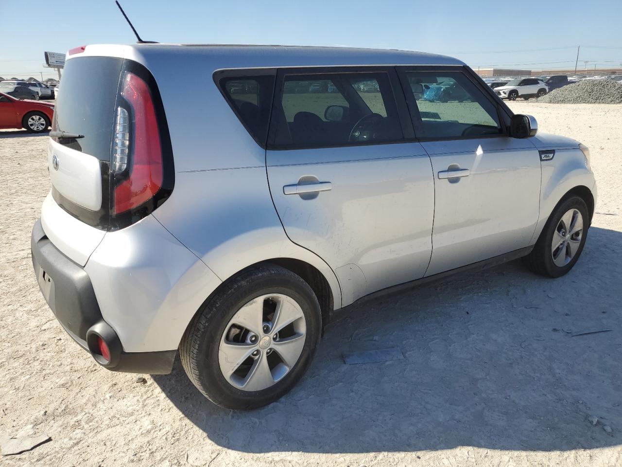 2015 KIA Soul VIN KNDJN2A28F7817203 Copart auction photo, minor dent/scratches damage thumbnail 3