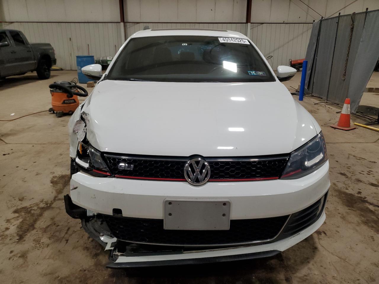 2014 Volkswagen Jetta VIN 3VW4T7AJ1EM288248 Copart auction photo, front end damage thumbnail 5