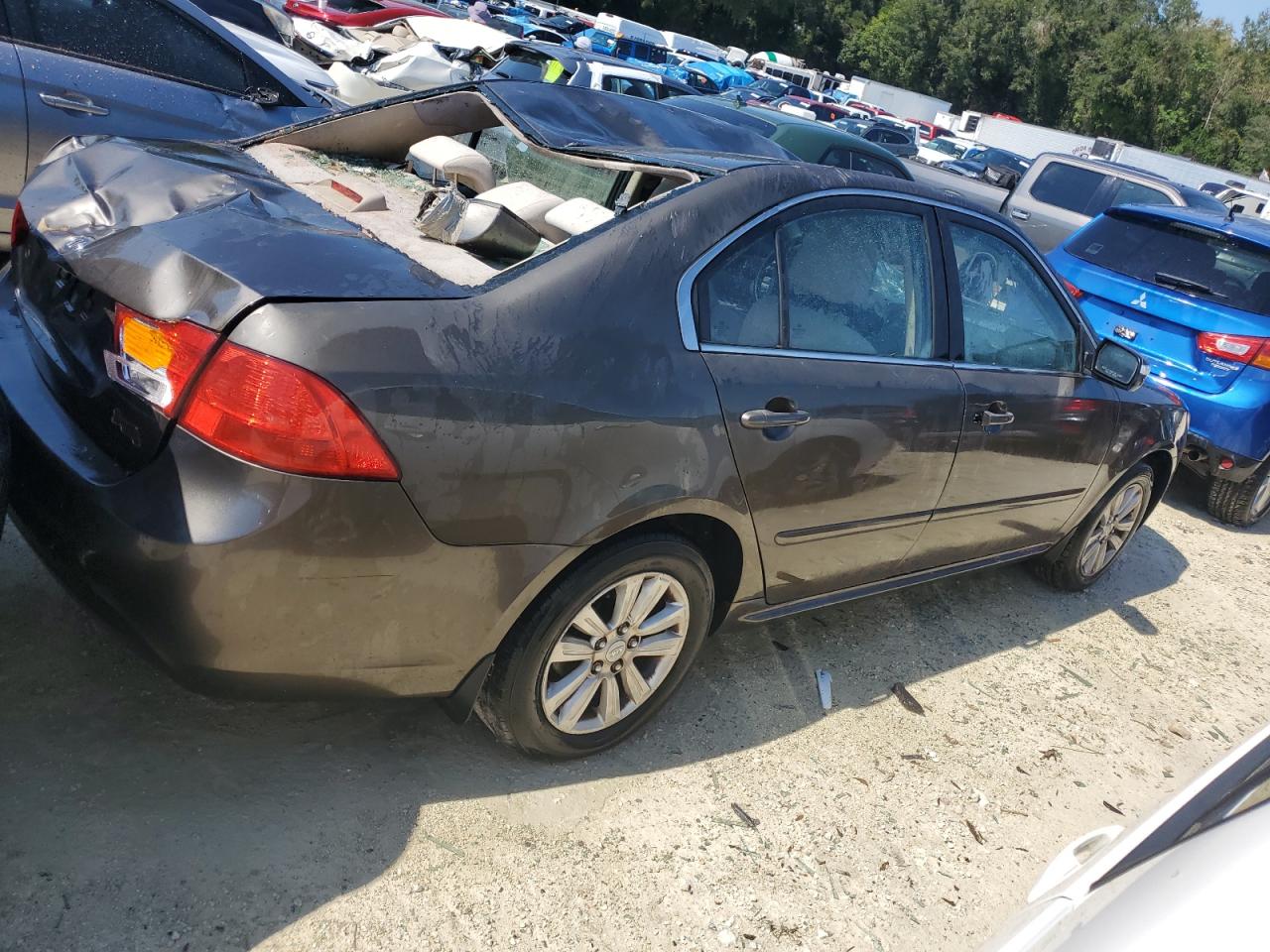 2010 KIA Optima VIN KNAGG4A83A5430872 Copart auction photo, water/flood / top/roof damage thumbnail 3