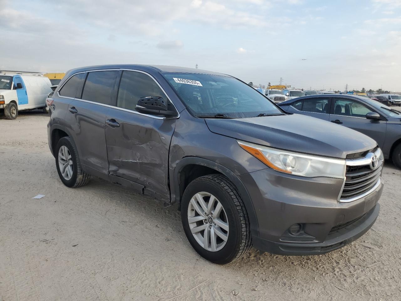 2016 Toyota Highlander VIN 5TDZARFH8GS022678 Copart auction photo, side damage thumbnail 4