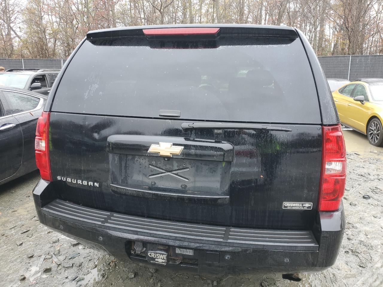 2008 Chevrolet Suburban VIN 1GNFK16YX8R122709 Copart auction photo, front end / rear end damage thumbnail 6