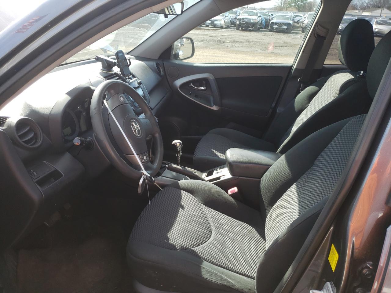2011 Toyota RAV 4 VIN JTMRF4DV5B5037344 Copart auction photo, front end / minor dent/scratches damage thumbnail 7