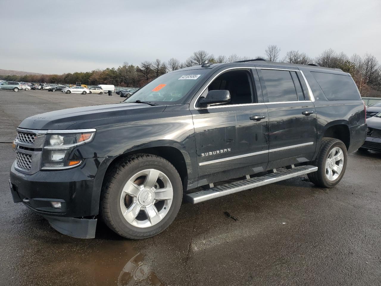 2019 Chevrolet Suburban VIN 1GNSKHKC6KR312810