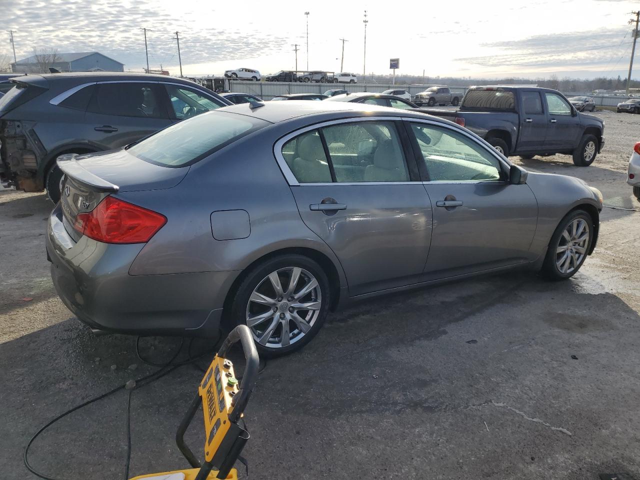 2011 Infiniti G VIN JN1CV6AP0BM507525 Copart auction photo, front end damage thumbnail 3