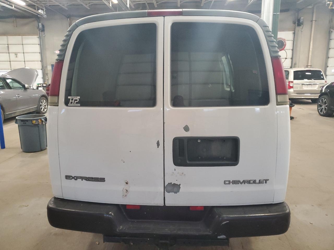 2002 Chevrolet Express VIN 1GCFG15W921179855 Copart auction photo, front end damage thumbnail 6