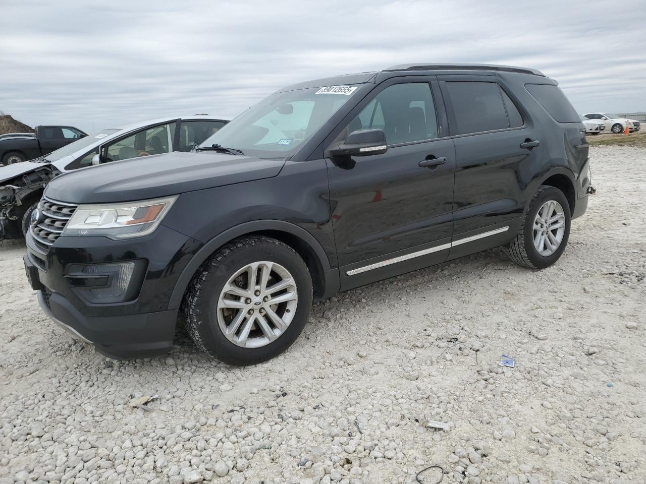 2016 Ford Explorer VIN 1FM5K7D88GGB04774