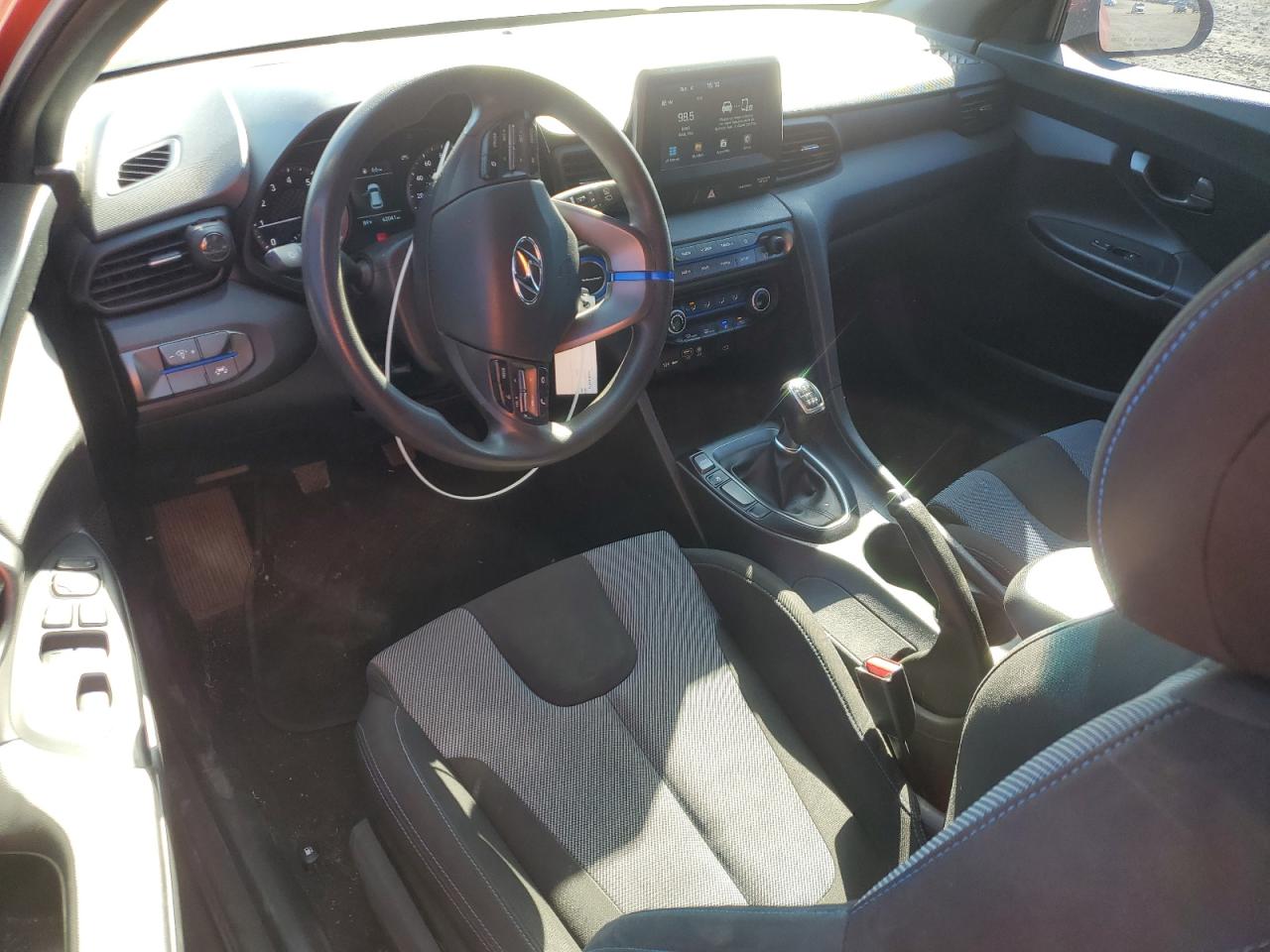 2019 Hyundai Veloster VIN KMHTG6AF1KU010543 Copart auction photo, rear end / minor dent/scratches damage thumbnail 8