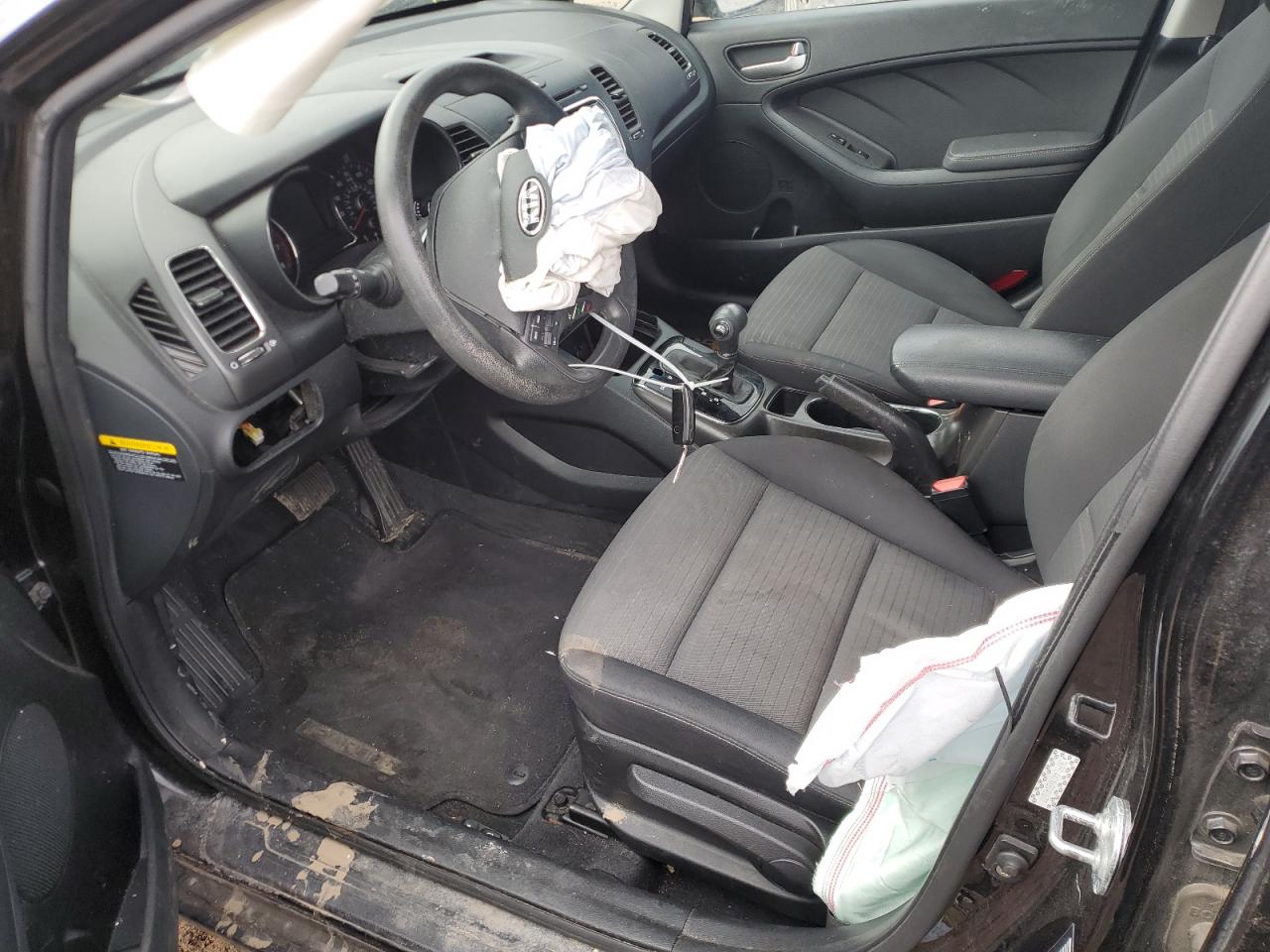 2017 KIA Forte VIN 3KPFL4A7XHE041677 Copart auction photo, front end damage thumbnail 7
