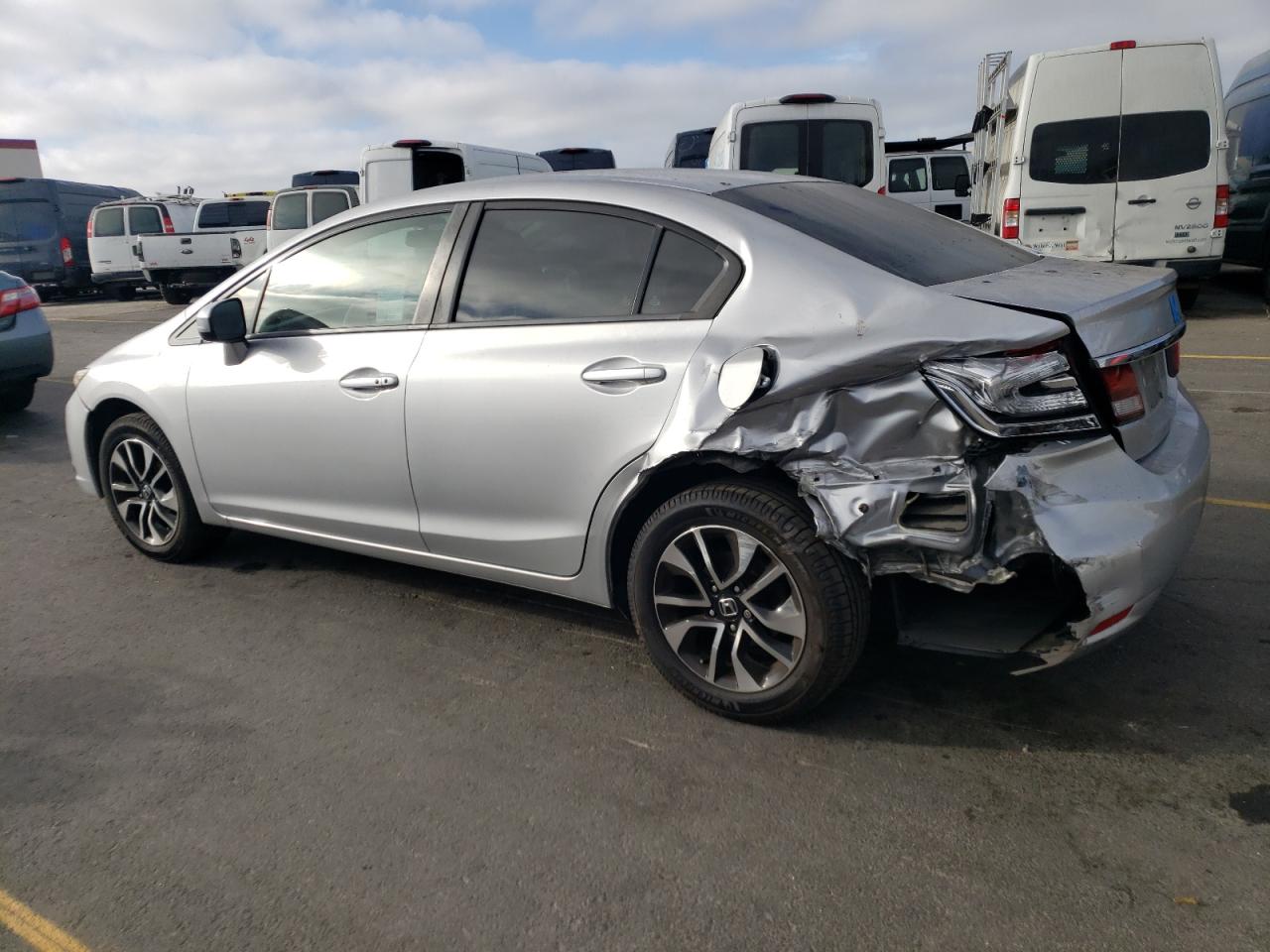 2015 Honda Civic VIN 19XFB2F80FE010329 Copart auction photo, rear end damage thumbnail 2