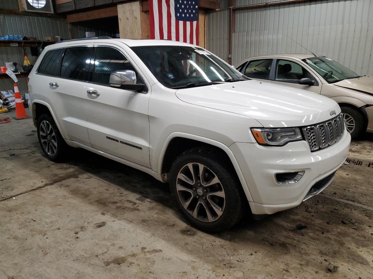 2018 Jeep Grand Cherokee VIN 1C4RJFCG5JC139329 Copart auction photo, mechanical damage thumbnail 4