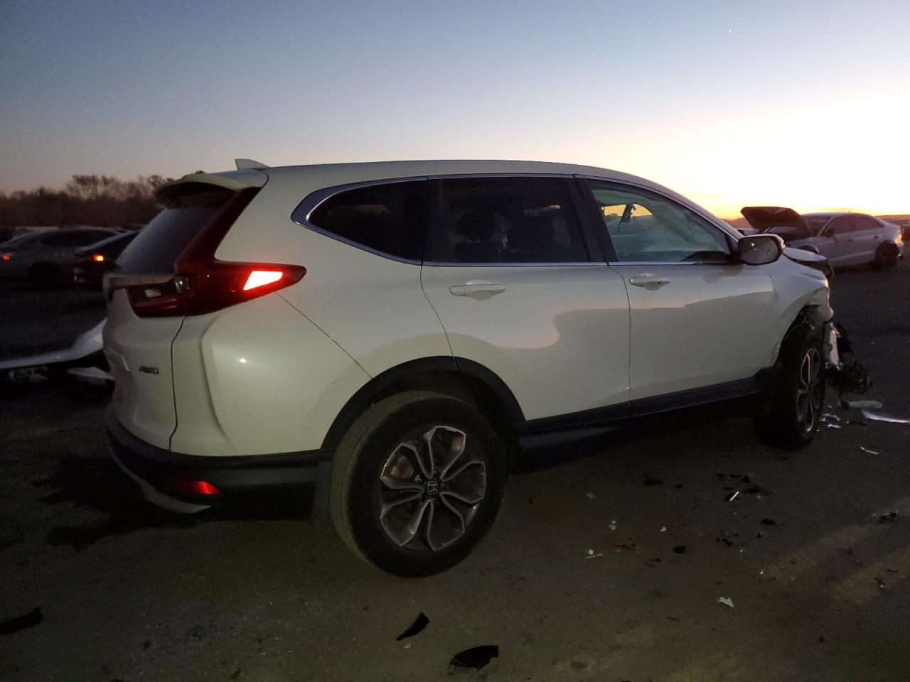 2022 Honda CR-V VIN 2HKRW2H83NH659194 Copart auction photo, front end damage thumbnail 3