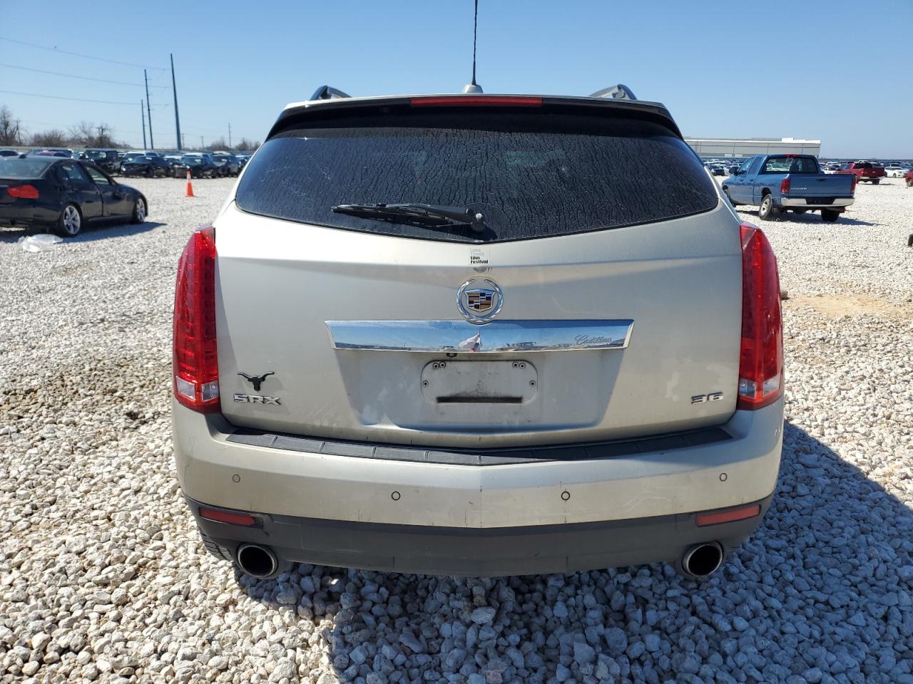 2015 Cadillac SRX VIN 3GYFNDE36FS547985 Copart auction photo, front end / minor dent/scratches damage thumbnail 6