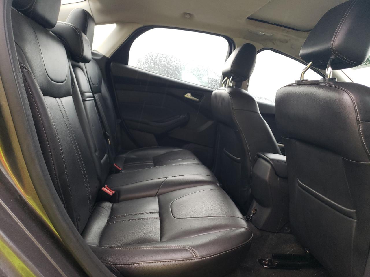 2012 Ford Focus VIN 1FAHP3H22CL221565 Copart auction photo, front end / minor dent/scratches damage thumbnail 10