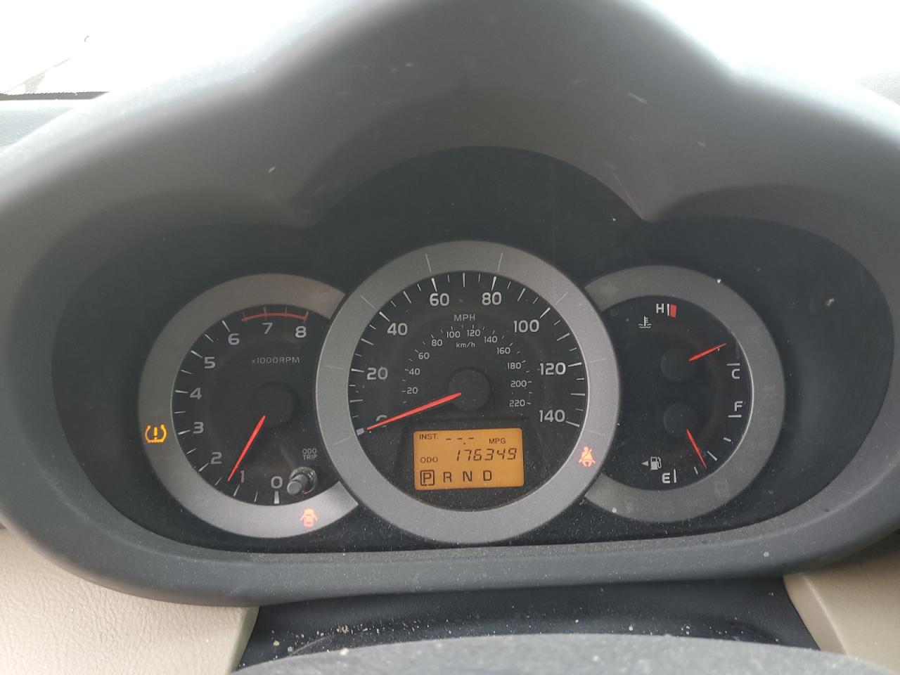 2011 Toyota RAV 4 VIN 2T3BF4DV2BW147052 Copart auction photo, rear end damage thumbnail 9