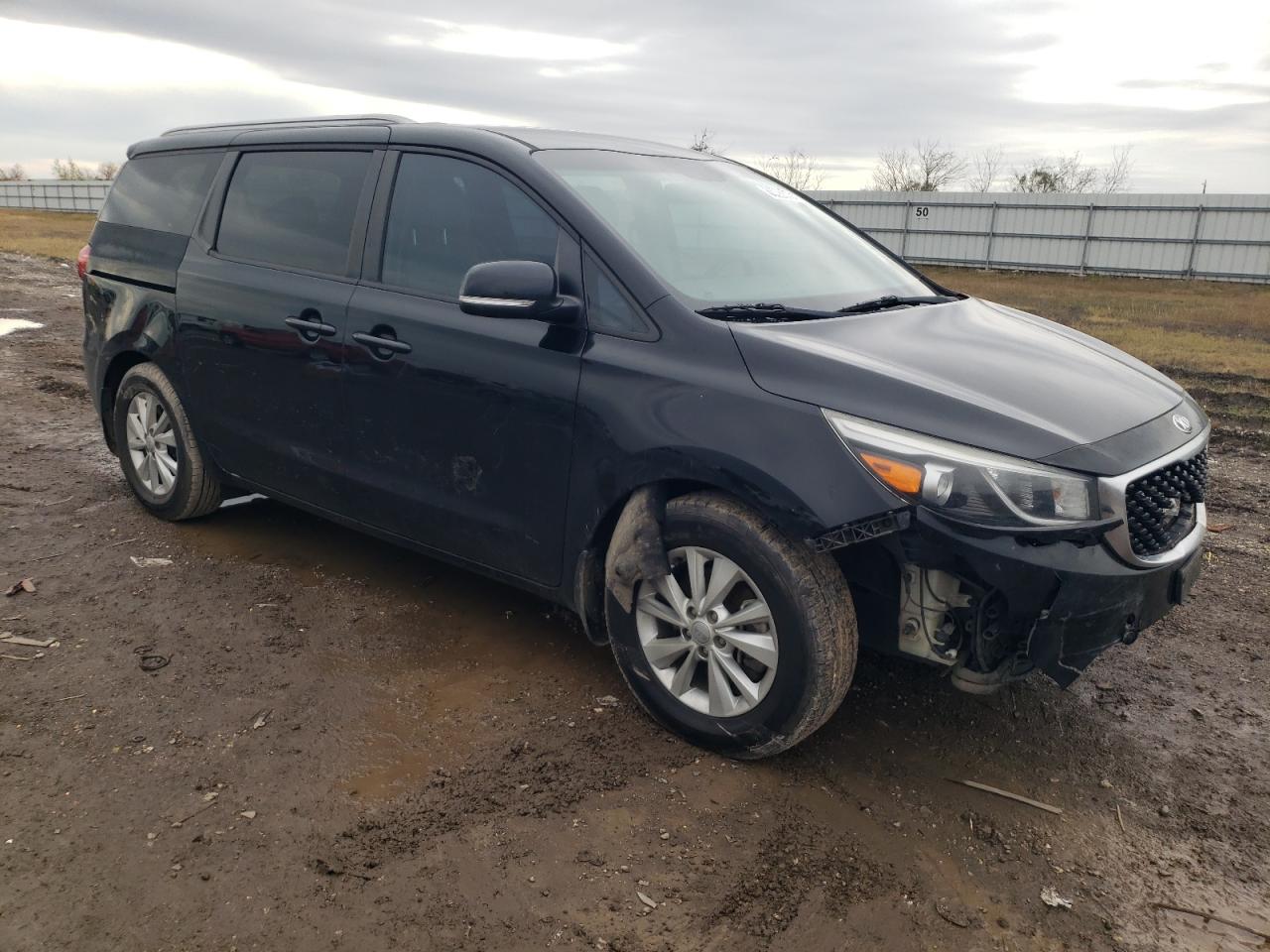 2016 KIA Sedona VIN KNDMB5C15G6196120 Copart auction photo, front end / minor dent/scratches damage thumbnail 4