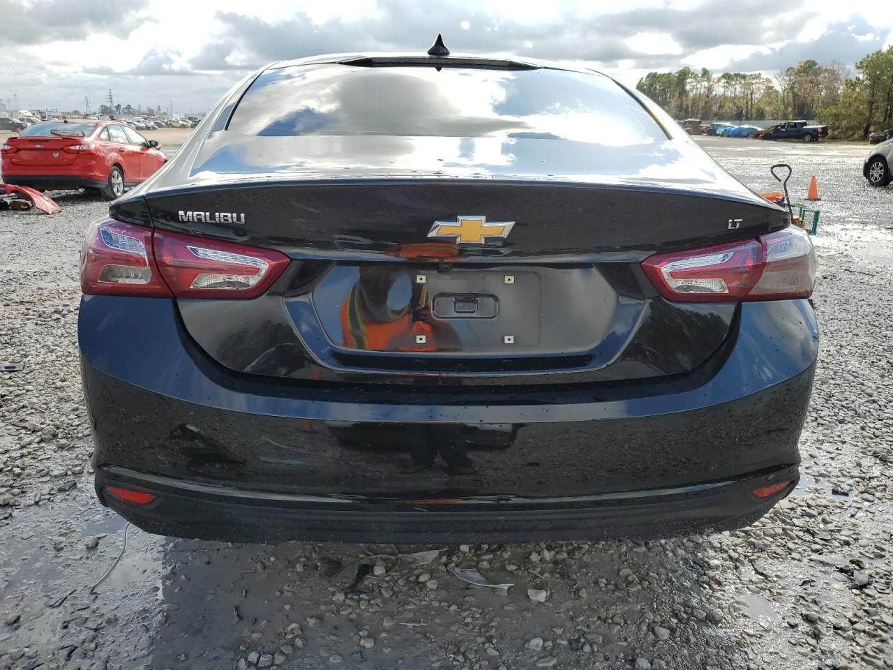 2022 Chevrolet Malibu VIN 1G1ZD5ST0NF139025 Copart auction photo, front end / side damage thumbnail 6