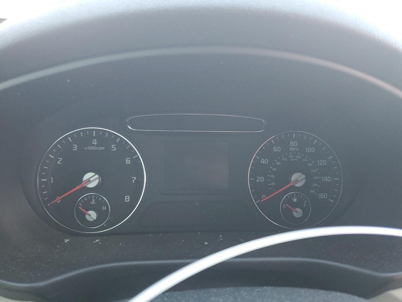2020 KIA Sorento VIN 5XYPG4A33LG639515 Copart auction photo, all over damage thumbnail 9