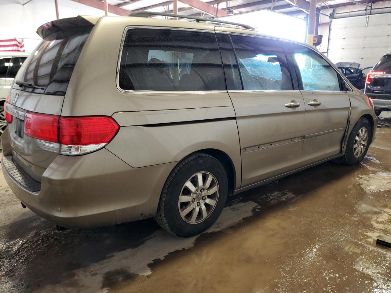 2009 Honda Odyssey VIN 5FNRL38709B404271 Copart auction photo, side damage thumbnail 3