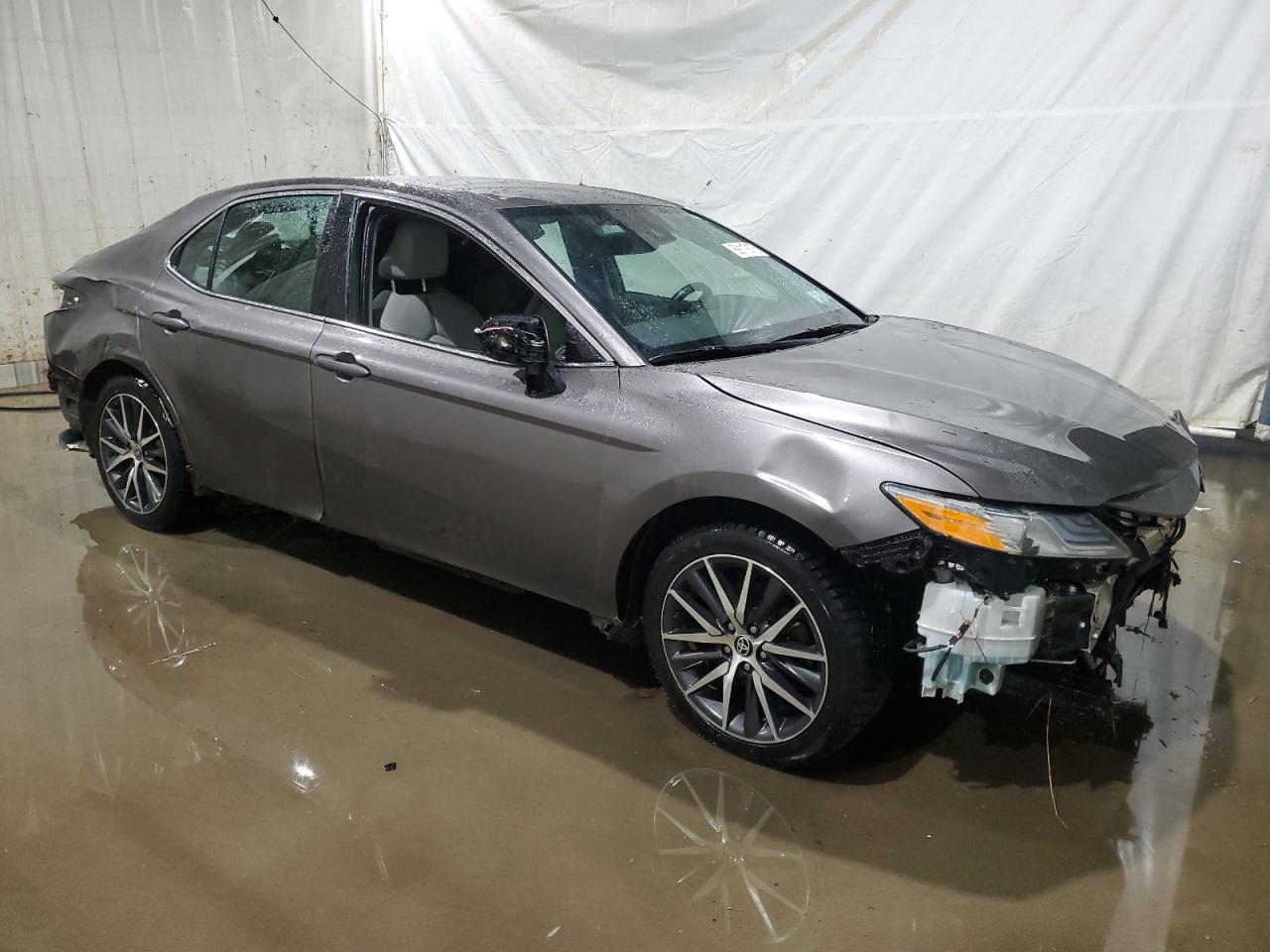 2022 Toyota Camry VIN 4T1F31AK5NU587489 Copart auction photo, front end / rear end damage thumbnail 4