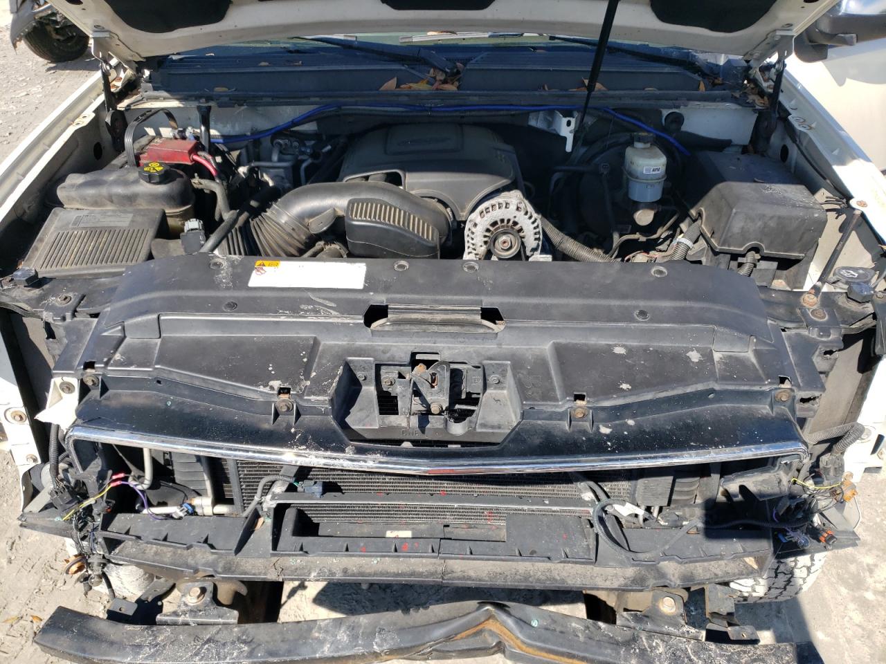 2011 Chevrolet Tahoe VIN 1GNSCCE08BR262848 Copart auction photo, front end / minor dent/scratches damage thumbnail 12