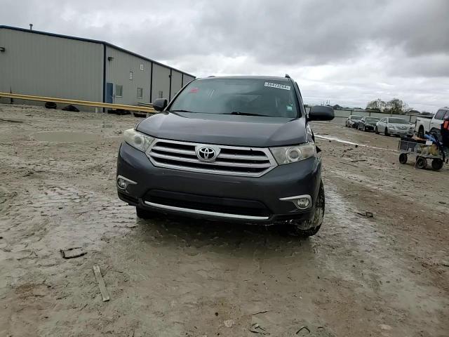 2011 Toyota Highlander VIN 5TDYK3EH2BS047446 Copart auction photo, all over damage thumbnail 12