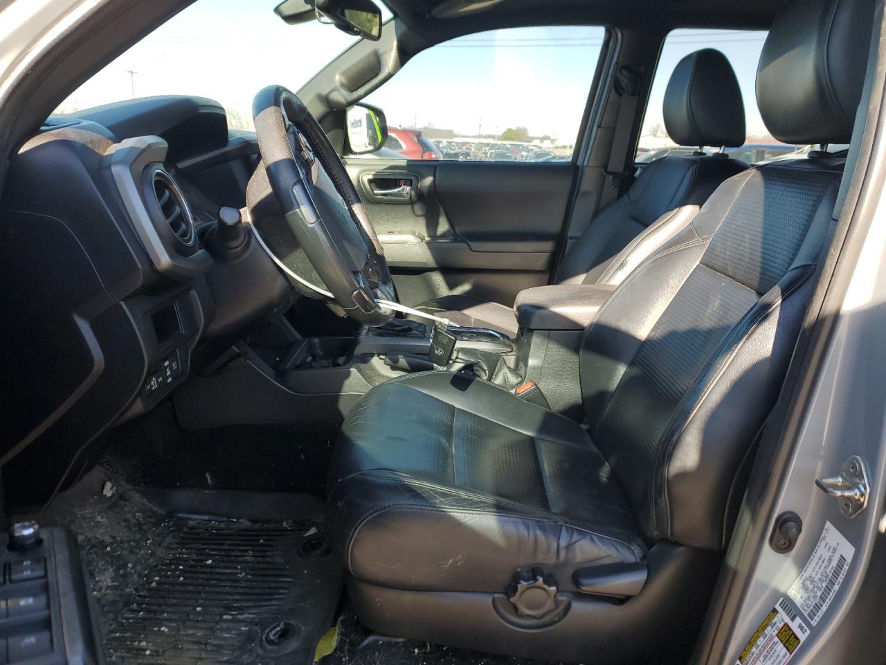 2018 Toyota Tacoma VIN 3TMCZ5AN3JM125258 Copart auction photo, front end / frame damage damage thumbnail 7