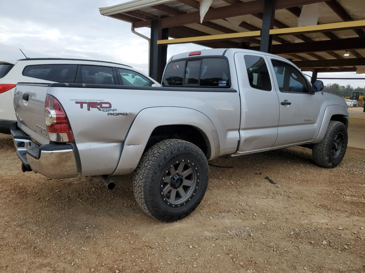 2010 Toyota Tacoma VIN 5TETU4GN2AZ698042 Copart auction photo, front end damage thumbnail 3