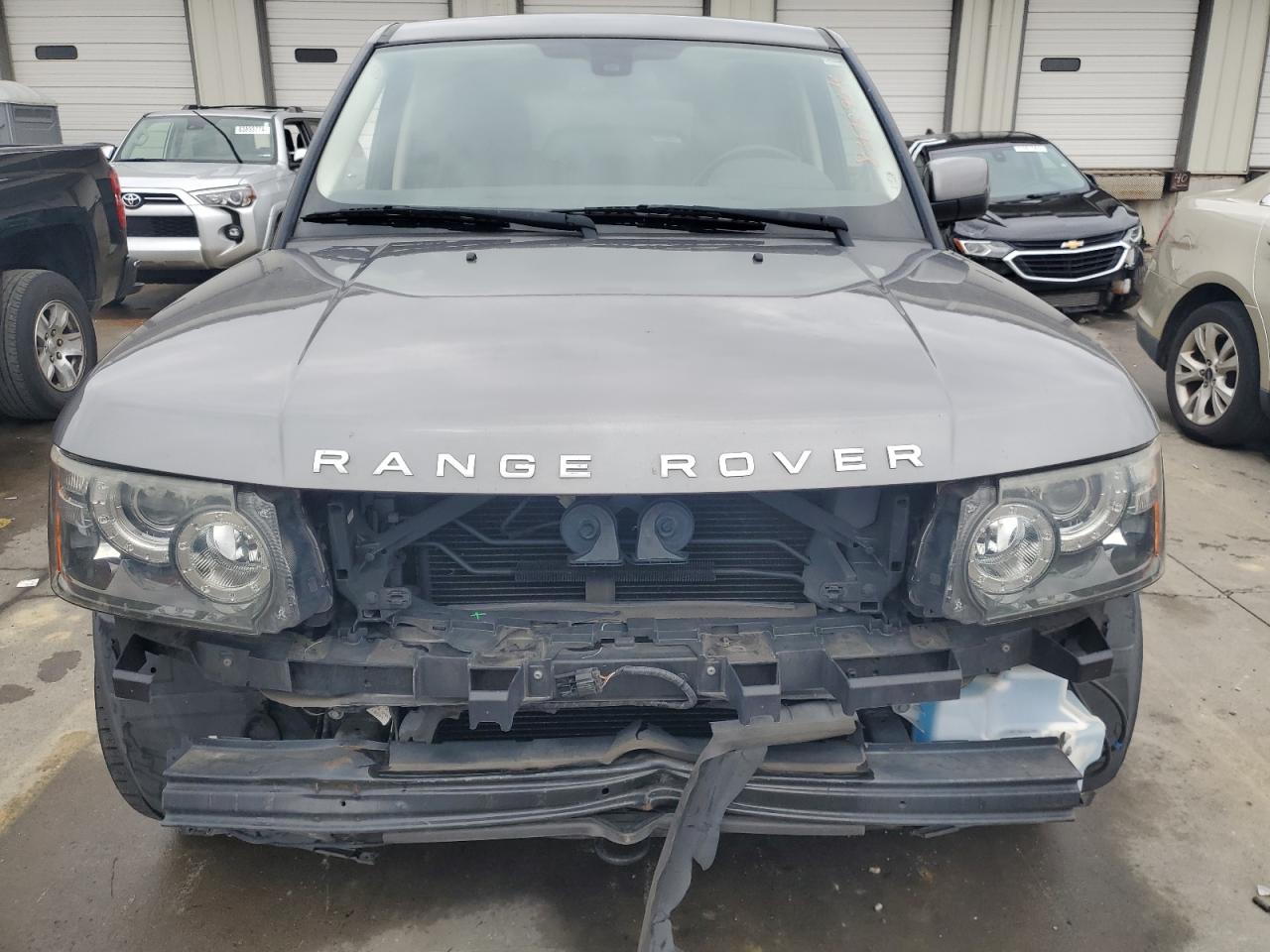 2011 Land Rover Range Rover VIN SALSK2D46BA706441 Copart auction photo, front end / side damage thumbnail 5