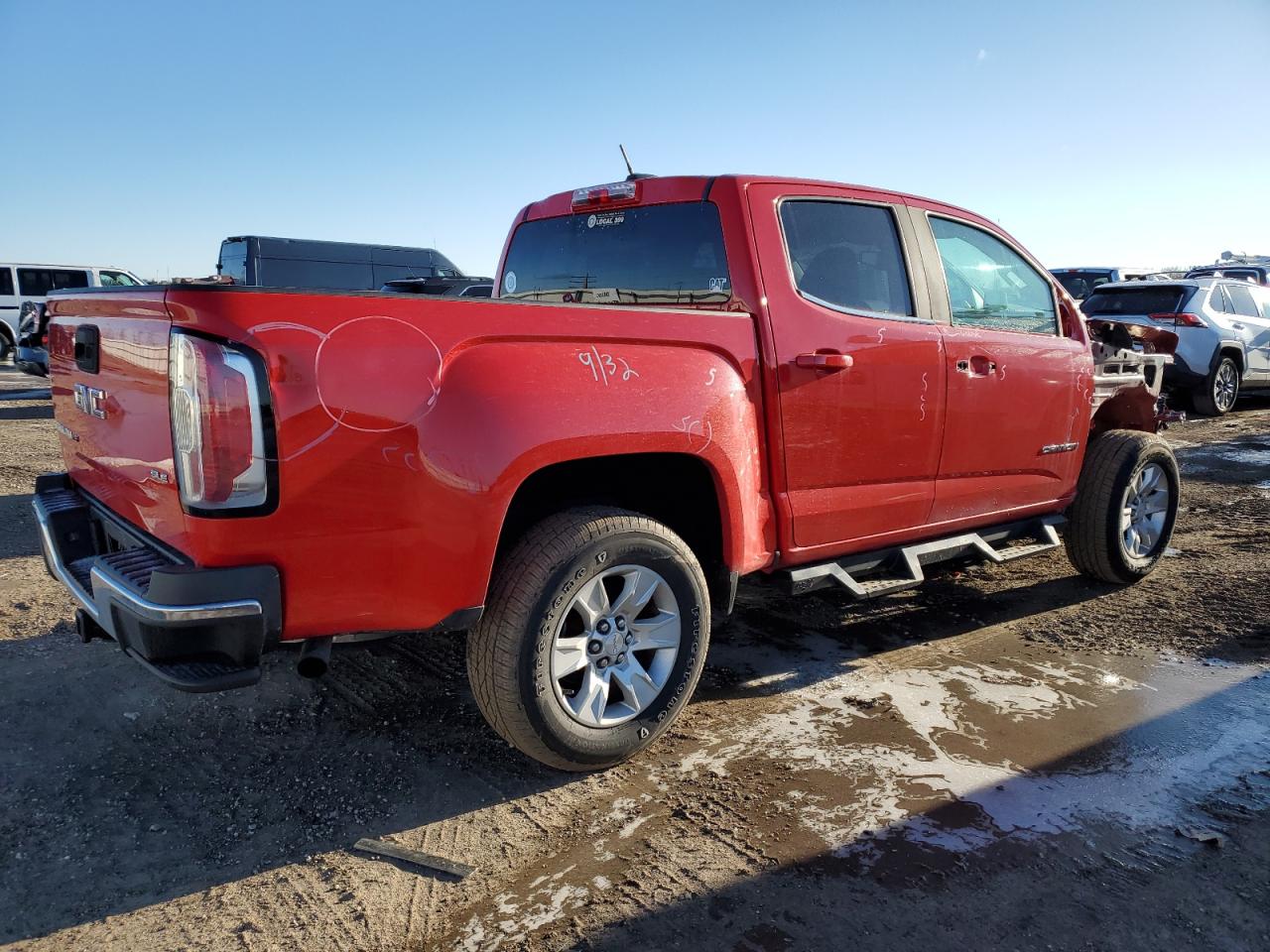 2018 GMC Canyon VIN 1GTG5CEN5J1328449 Copart auction photo, front end damage thumbnail 3
