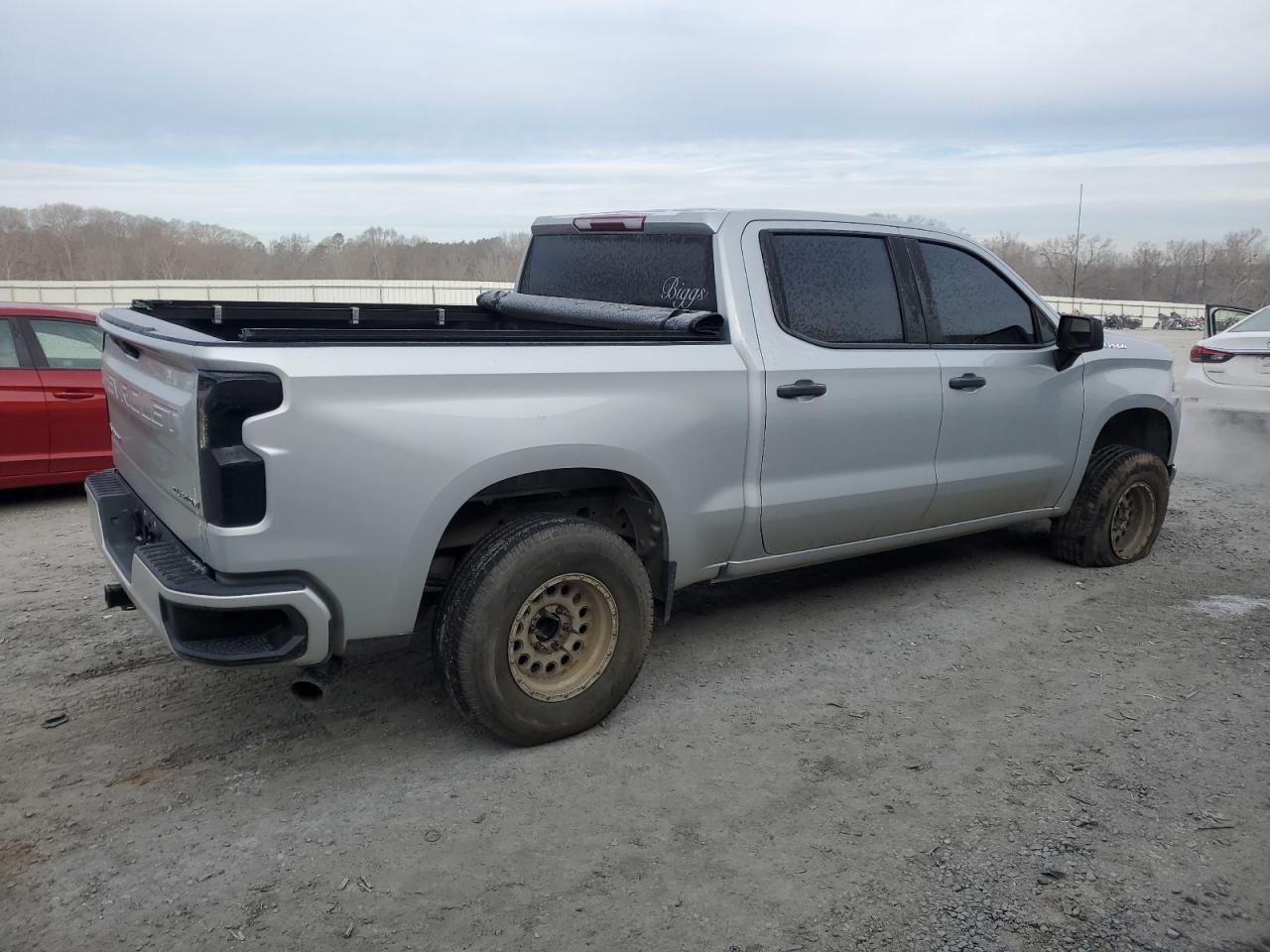 2021 Chevrolet Silverado VIN 1GCPYBEK3MZ214463 Copart auction photo, front end / minor dent/scratches damage thumbnail 3
