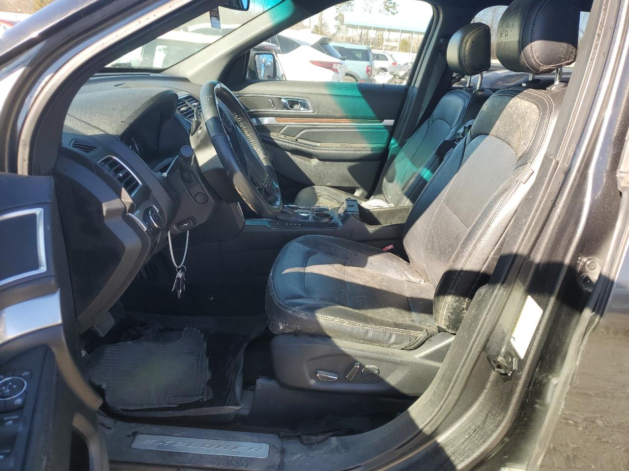 2017 Ford Explorer VIN 1FM5K7FH9HGB19122 Copart auction photo, water/flood damage thumbnail 7